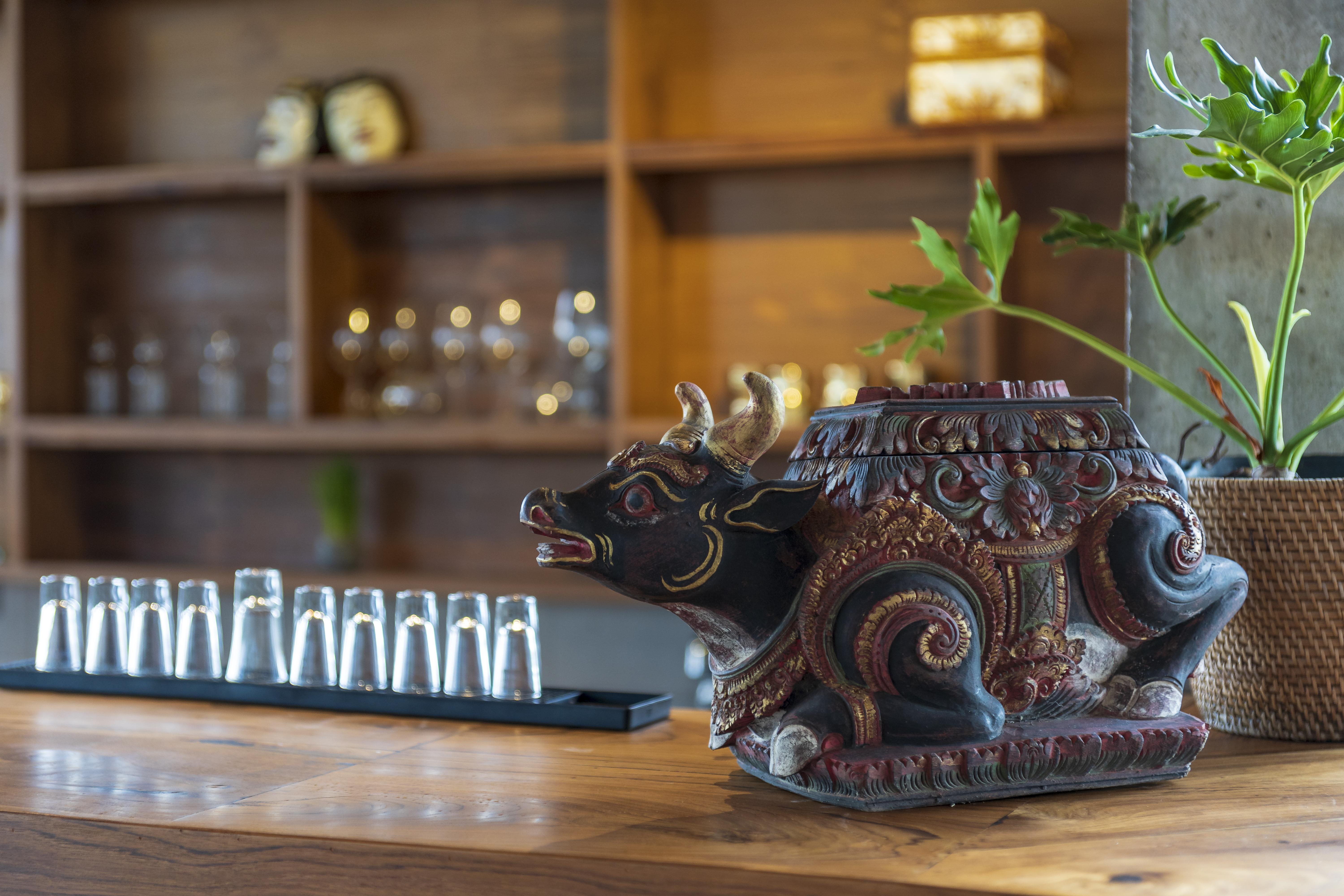 Adiwana Bisma Hotell Ubud Eksteriør bilde A traditional Balinese incense burner