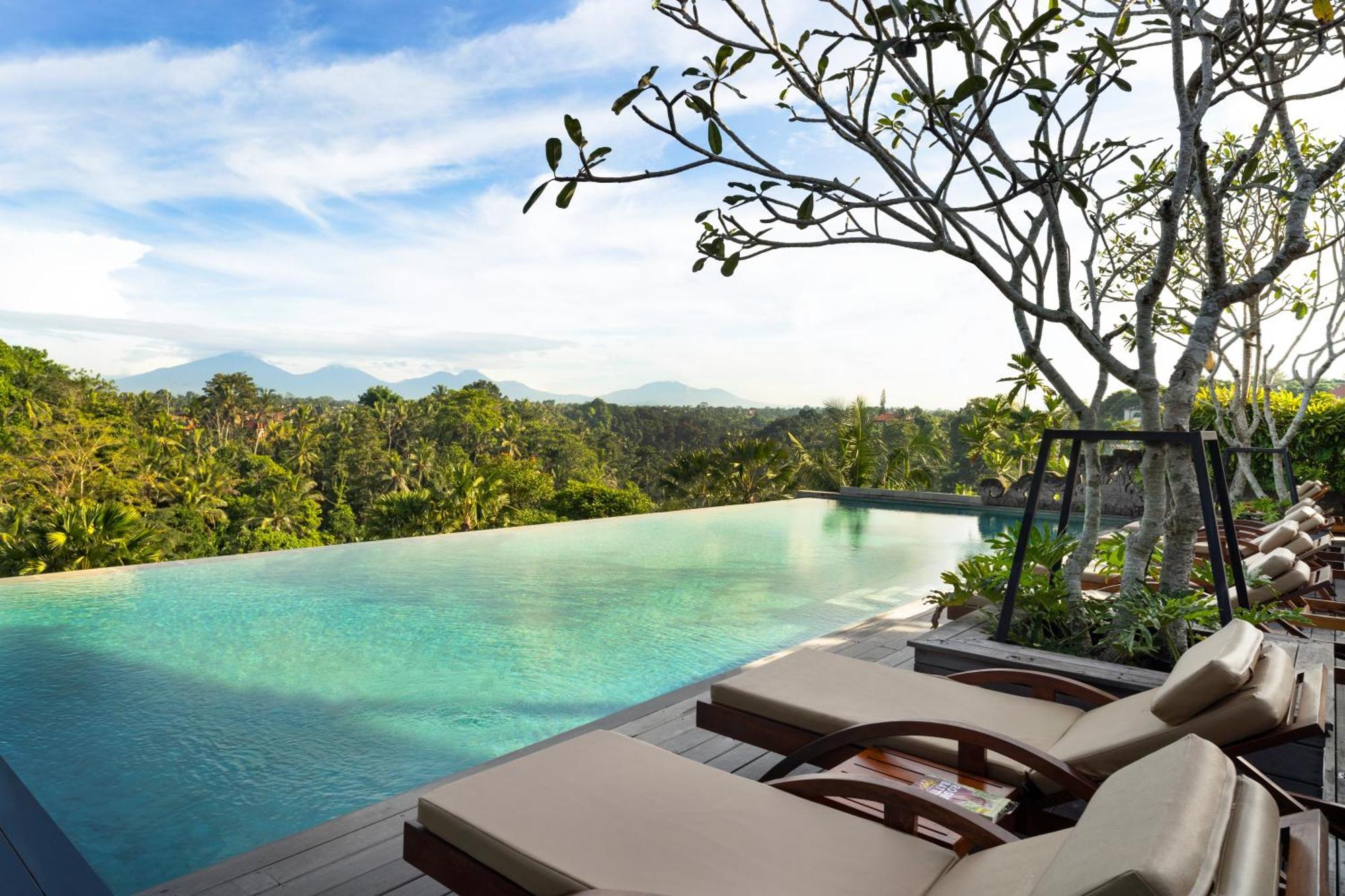 Adiwana Bisma Hotell Ubud Eksteriør bilde The pool at the Alila Manggis